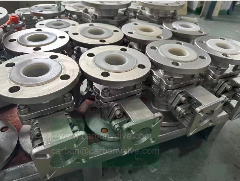Lined ball valves